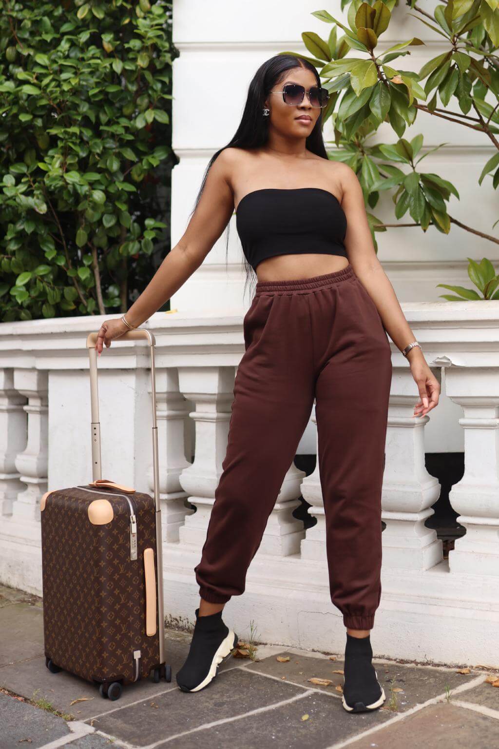 Dark Brown Capri Pants Outfits (2 ideas & outfits)